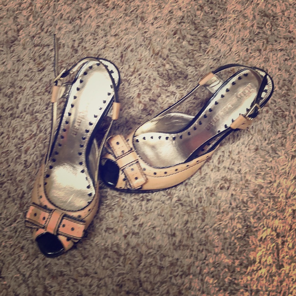 Woman’s shoes
